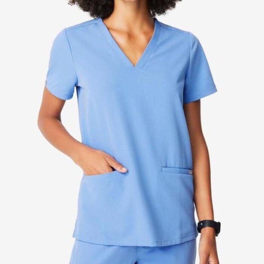 Ceil Blue Casma 3 Pocket Scrub Top